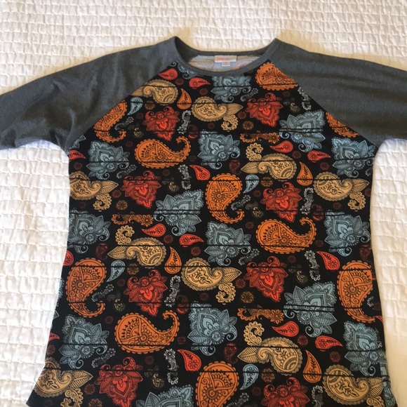 LuLaRoe Tops - Lularoe Randy